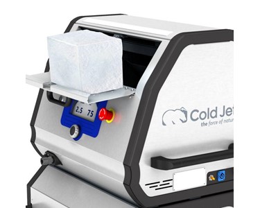 Dry Ice Blaster 0-1.5 lb/min | Cold Jet i3 Microclean 2