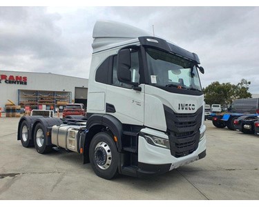 Iveco - Prime Mover | S-Way AT600