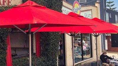 Premium Commercial Outdoor Umbrellas for Dining Establishments