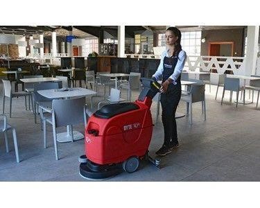 Walk Behind Floor Scrubber 1,380m²/hour | RCM BYTE 471 
