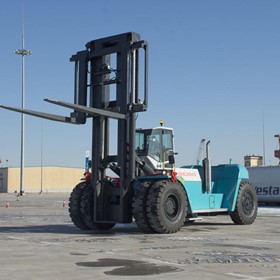 Diesel-powered Forklift | 37-65 Tons Lift Trucks 