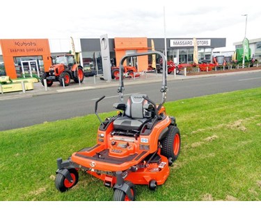 Kubota - ZG222-48 Zero Turn Mower