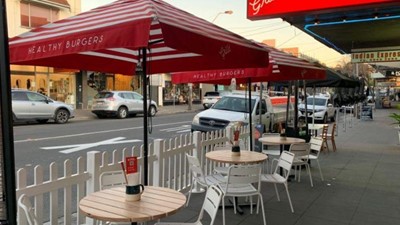 Brand New Burger Restaurant Opens with Branded Umbrellas