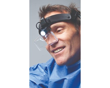 Vorotek - Surgical Headlight with Plate Magnifiers | M SCOPE