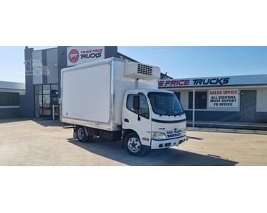 Hino - Used Refrigerated Truck | 2010 HINO 300 614 