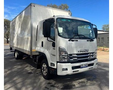 Used Pantech Truck | 2022 ISUZU FRR110-260 