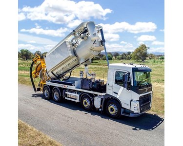 Vacuum Truck Supplies - Vacuum Excavator 410Hp | DrainVac 8000