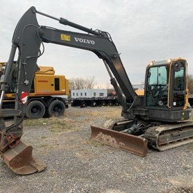 Used Tracked Excavator | Cater Equipment