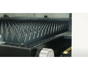 GWEIKE - Compact Sheet Metal Cutting Fiber Laser | LF3015P Pro