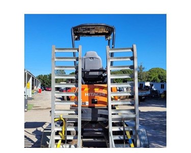 Hitachi - Used Excavator & Trailer | ZX17U-5A