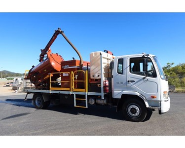 Fuso - Used Vacuum Excavator | FK 1424