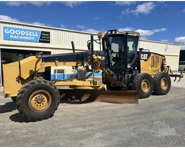Caterpillar - Used Motor Grader 2013 12M