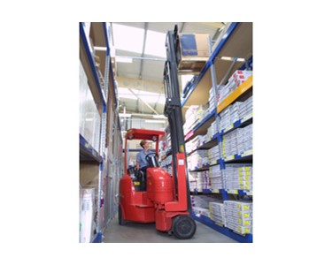 Flexi Narrow Aisle Articulated Forklift