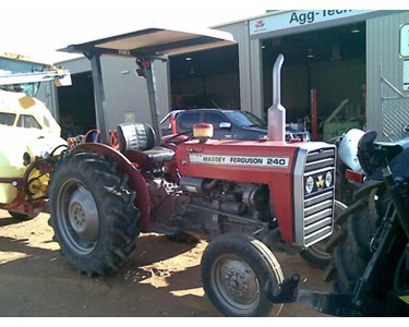 Massey Ferguson - Used 240 Tractor