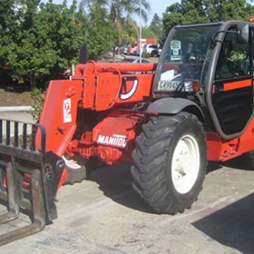 Manitou MT932 - 3.2 Tonne All Terrain Telescopic Handler