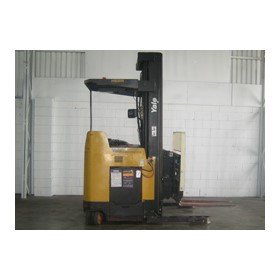 Yale NDR030CB - Yale 2.0 Tonne Reach Truck