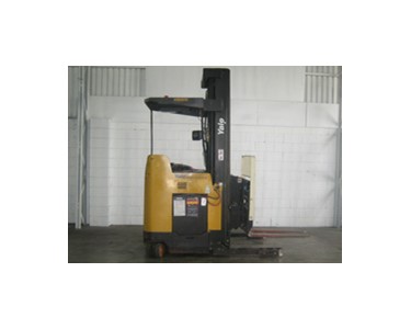 Yale NDR030CB - Yale 2.0 Tonne Reach Truck