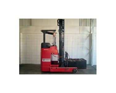 Nichiyu FBRFW18 - 1.8 Tonne Reach Truck