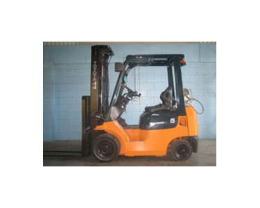 Toyota 7FG15 - Toyota 1.5 Tonne Forklift