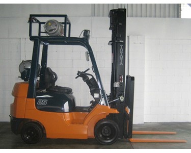 Toyota 7FGK25 - Toyota 2.5 Tonne Compact Forklift