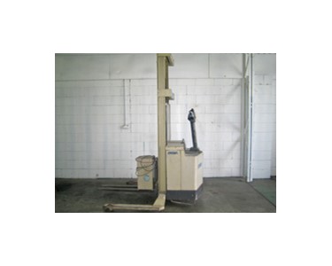 Crown 30WRTL150 - Crown 1.5 Tonne Walkie Reach Truck