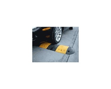 Speed Hump - Natural Rubber 350mm