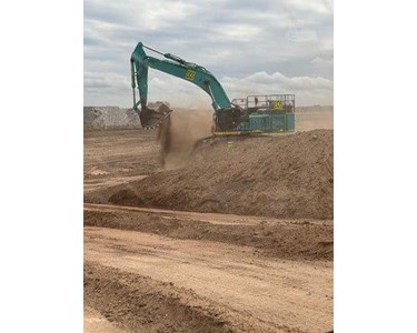 Kobelco - Tracked Excavators 510 HP | SK850 LC