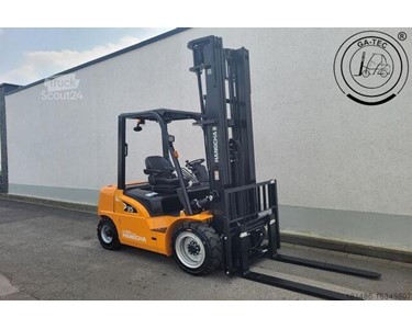 Lithium Forklift 3,500 kg | CPD35-XEY2-SI