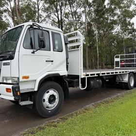 Used Tray Truck | 2007 NISSAN UD