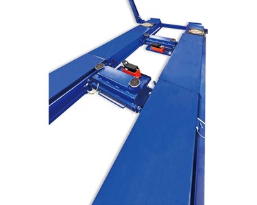 BulletPro - 4 Post Vehicle Hoist 4.2 Ton Lift BulletPro STD6745BL