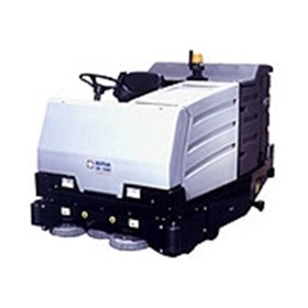 Combination Scrubber and Sweeper | CR 1300
