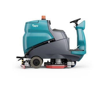 Tennant - Ride On Floor Scrubber | T981 