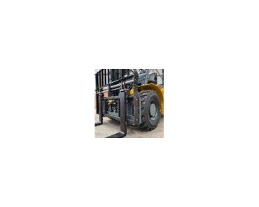 United - R-Series All Terrain Forklift | 2.5-3.5 Tonne