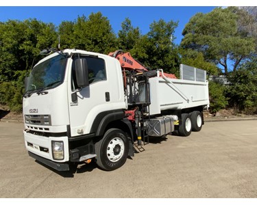 Isuzu - Used Tipper Truck FXZ1500 with HIAB Crane & Grab