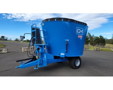 FX-1000HD Feed Mixer