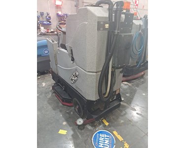 Conquest - Used Conquest SDS85E Ride-On Floor Scrubber | Formerly Conquest CRZ