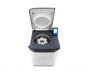 Thermo Scientific - LYNX 4000 and 6000 Superspeed Centrifuges With GreenCool Technology