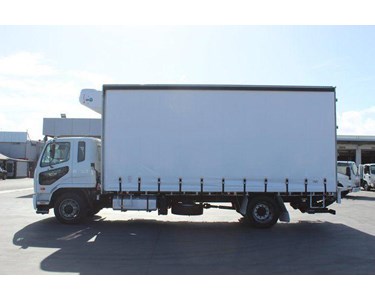 Mitsubishi - Used Refrigerated Truck | 2015 Fighter 1627 Tautliner FUSO 