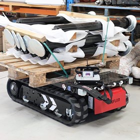 Monitor Tracked Carrier | Hoeflon TC1 