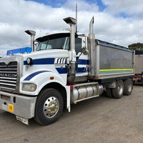 Used Truck Tipper | 2014 Trident