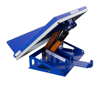 Edmo Lift - MAVERick Armlift - Lift and Tilt Table