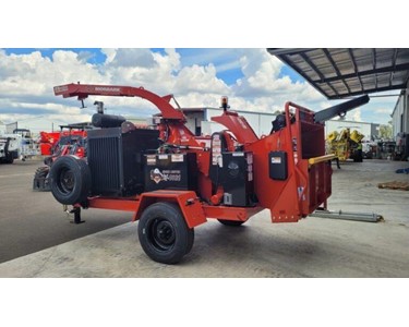 Morbark - Morbark Beever 1821 Diesel Wood Chipper - 18" Chipper