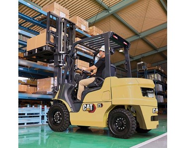 Cat - LPG Forklift | 1.5-3.5 Tonne