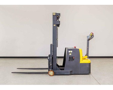 Liftsmart - Counterbalance Stacker 800kg | CB08-i 