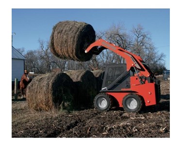 Manitou - Compact Loaders 2700 V NXT:2