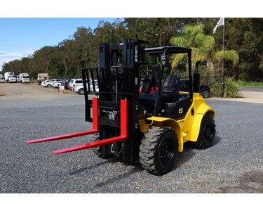 Liftsmart - Diesel Forklift | 2.5T 4WD