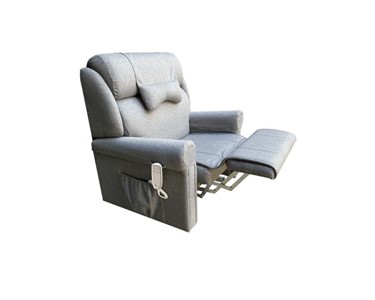Ambassador - Bariatric Lift Chair | Premier A4