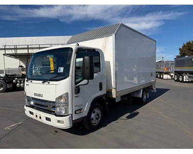 Isuzu - Used Pantech Truck | 2021 NPR 45/55-155 