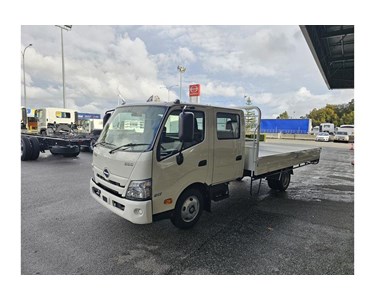 Hino - 300 Series 617 Crew Tray Dropside Truck