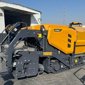 Mini Tracked Asphalt Paver RP355